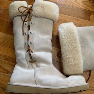 UGG BOOTS